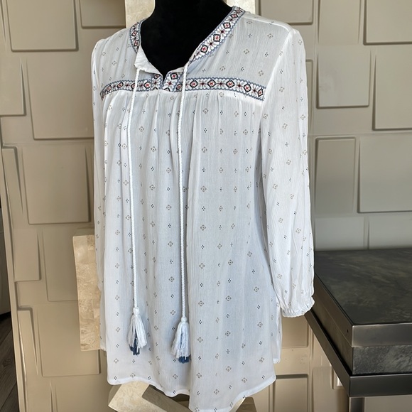 Caffe Marrahesh top shirt white blue 3/4 sleeve smock babydoll Size Medium - Picture 2 of 9